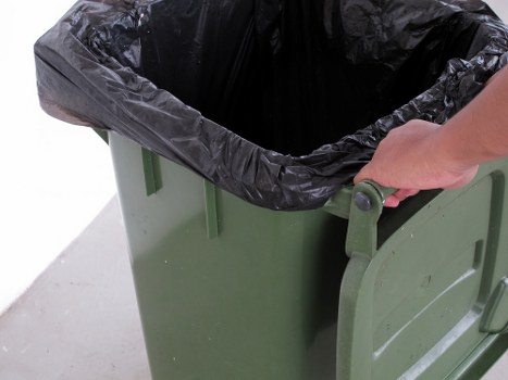 Eco-friendly furniture disposal methods in Seven Sisters