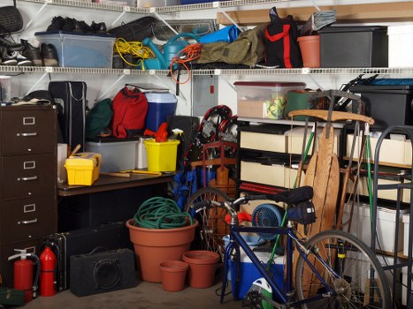Seven Sisters business premises with waste bins